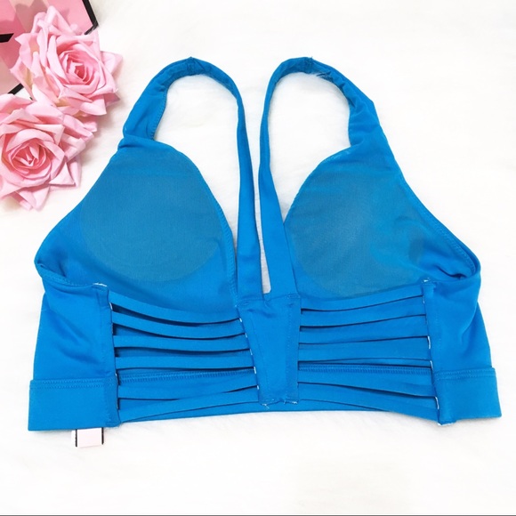Victoria's Secret Other - VS Strappy Padded Sports Bra - Small -